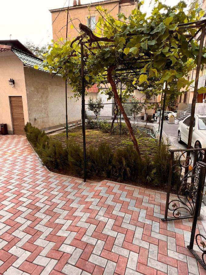 Aghayan Apart Yerevan Exterior photo
