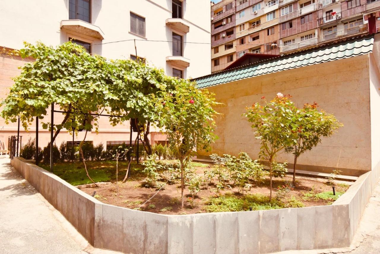 Aghayan Apart Yerevan Exterior photo